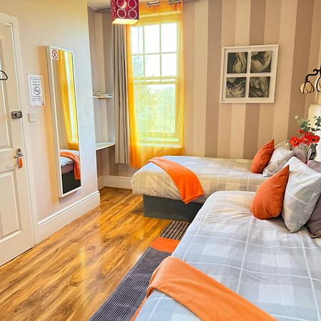 Upton Country Park Guest House Нортхамптън Екстериор снимка