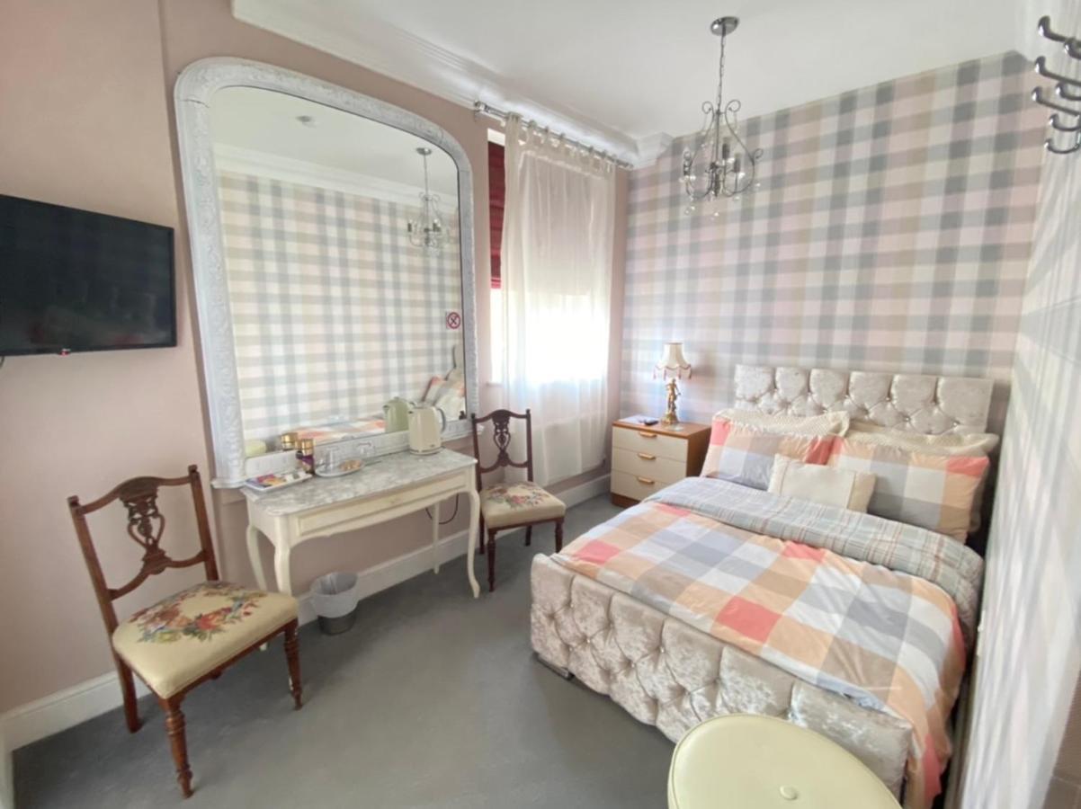 Upton Country Park Guest House Нортхамптън Екстериор снимка