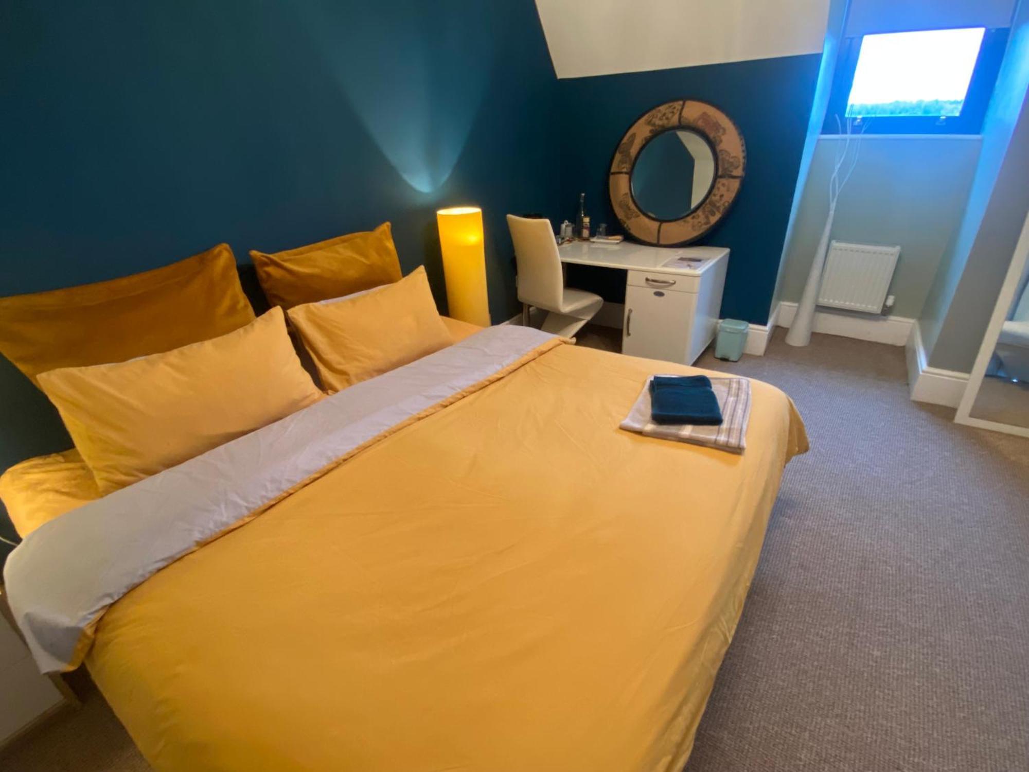 Upton Country Park Guest House Нортхамптън Стая снимка