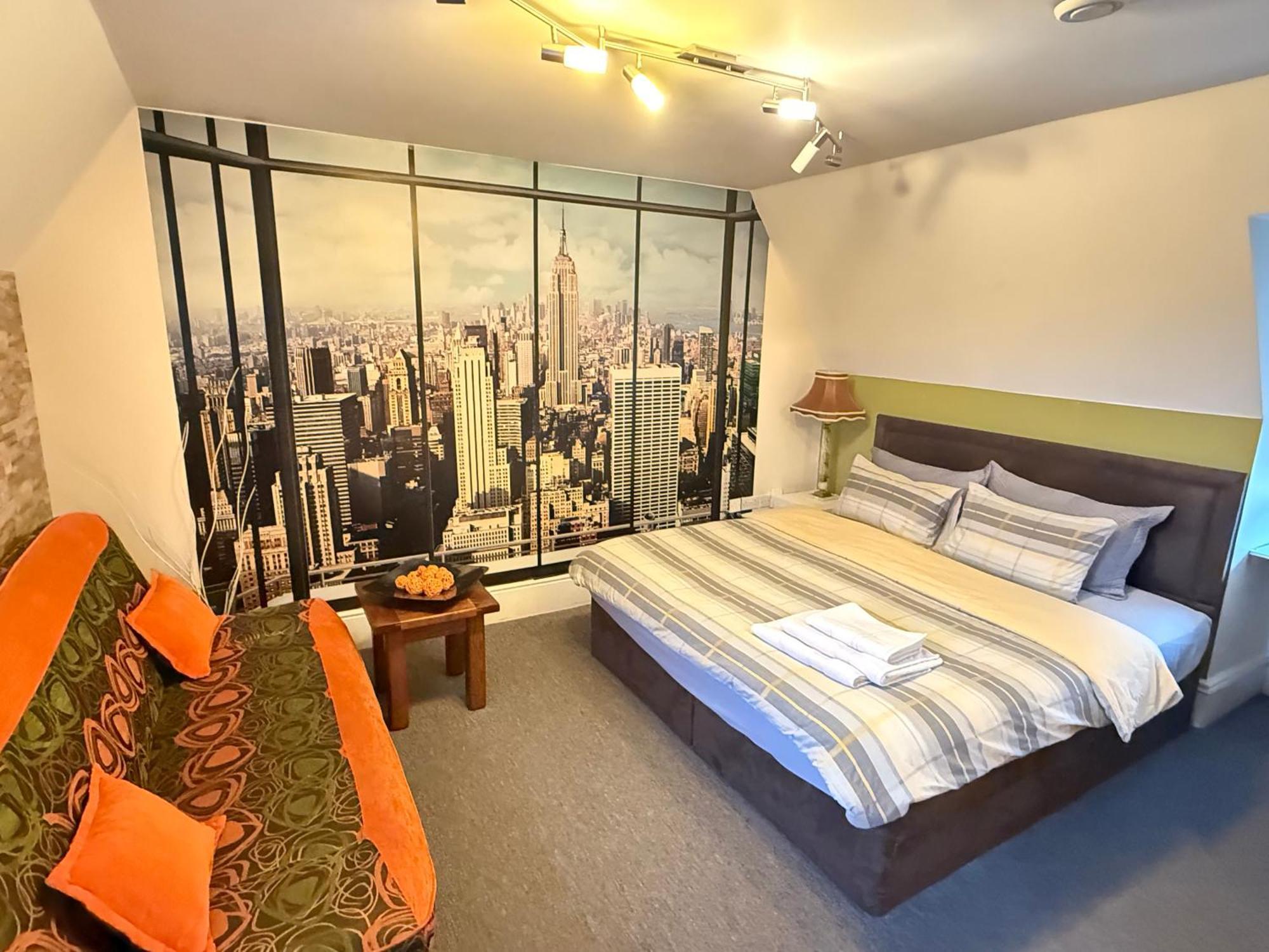 Upton Country Park Guest House Нортхамптън Екстериор снимка