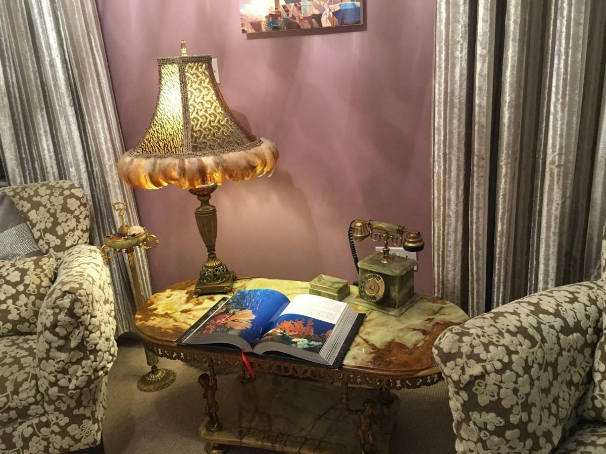 Upton Country Park Guest House Нортхамптън Екстериор снимка